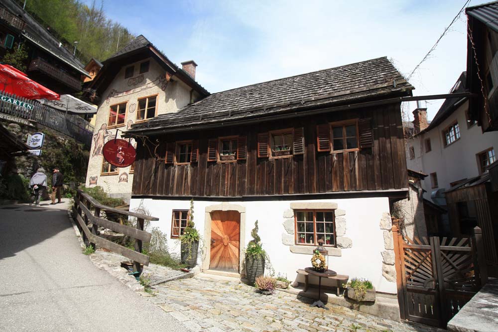 Hallst23 20