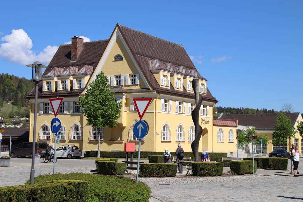 MMW 13